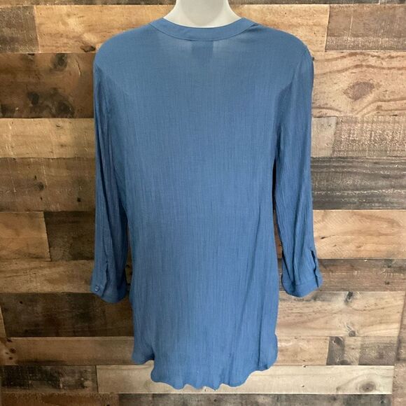 St John’s Bay Blouse Top Button Down V-neck Tunic Blue Crinkle Fabric Medium - Picture 8 of 9